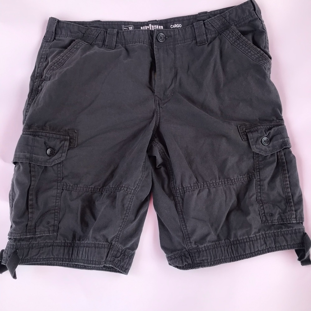 Men’s cargo shorts